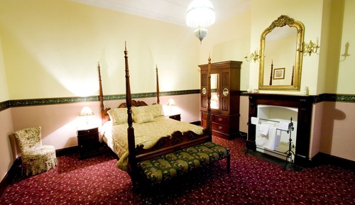 Fearon Room