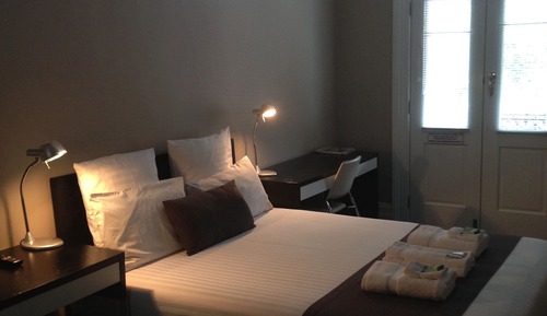 Queen Room 5