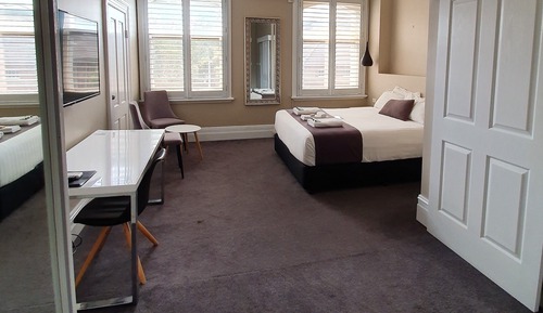 Queen room 14 Top Floor (Stair Access Only)