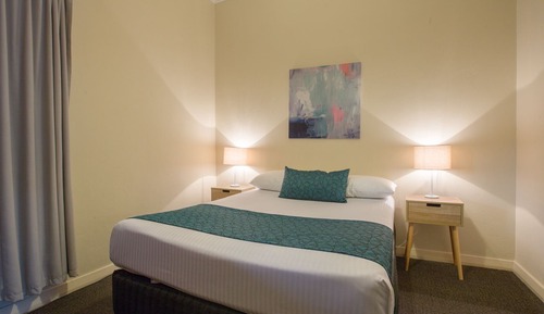 Standard Studio, 1 Queen Bed