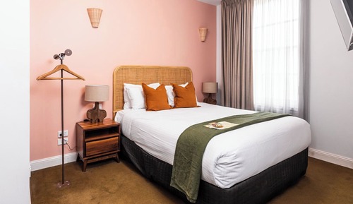 Deluxe Suite with Sofa