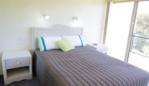 Standard Apartment, 2 Bedrooms, Non Smoking, Kitchen (/2BTHRM/SPA - 5)