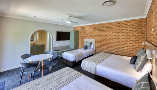 Family Room, Non Smoking, Kitchenette