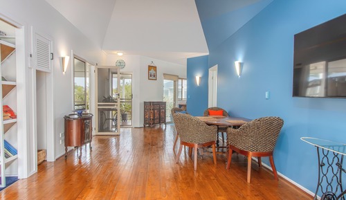 Hastings Cove 22 - One Bedroom Upstairs Pool View Apartment