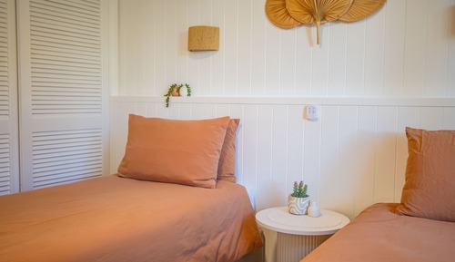 Hastings Cove 4 - Two Bedroom Ground Floor Ultra Luxe Apartment