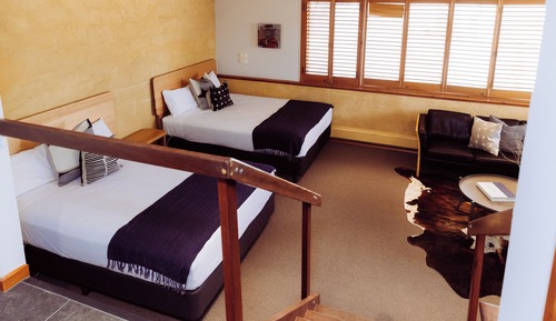 Executive Quadruple Room, Non Smoking, Bathtub