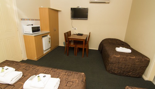 Family Room, Non Smoking (Standard Family Room)