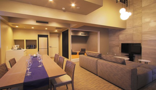Corner Suite Room The Fuji(11F) with Mt. Fuji View Non-Smoking