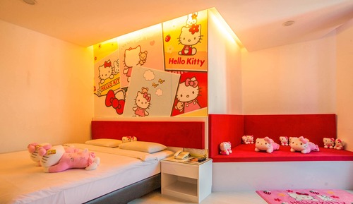 Room (Sweet)