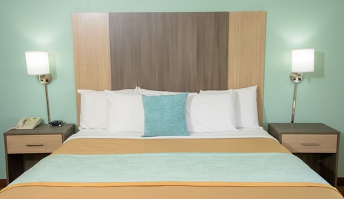 Deluxe Room, 1 King Bed
