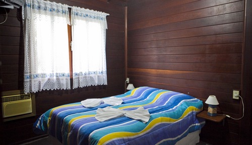 Basic Chalet, 1 Bedroom, Smoking, Kitchen