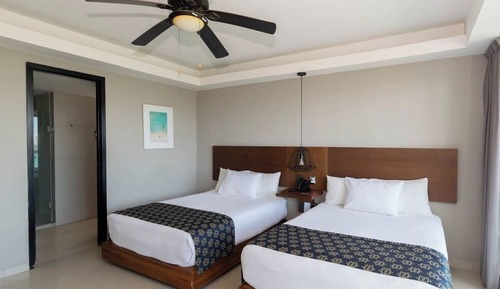 Standard Room, 2 Double Beds