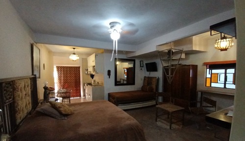 Honeymoon Studio Suite