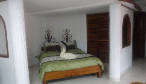 Jr. Suite con Balcón, 2 pax, Vista a la piscina
