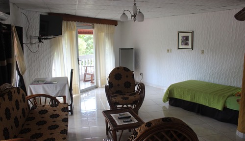 Jr. Suite con Balcón, 3pax, Vista a la piscina