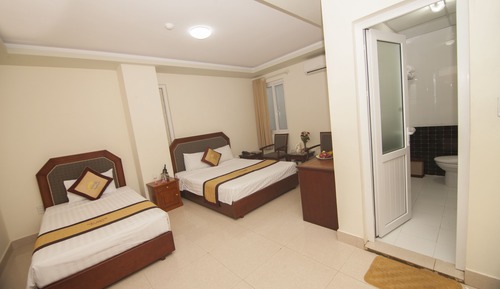 Standard Twin Room
