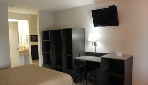 Basic Single Room, 1 Queen Bed, Non Smoking
