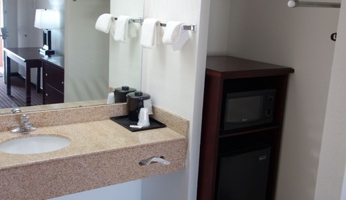 Suite, 1 Queen Bed, Jetted Tub