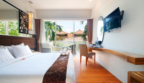 Deluxe With Balcony - 1 Double Bed or 2 Single Beds
