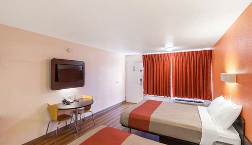 Standard Room, 2 Queen Beds, Non Smoking