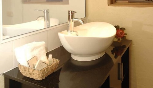 Room (Hotel)