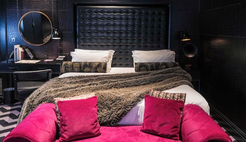 Inner Sanctum Suite
