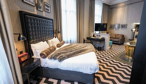 Bank Managers Suite 