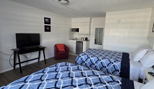 Room, 2 Queen Beds, Non Smoking
