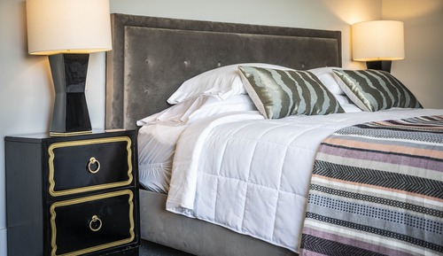 Comfort Room, 1 King Bed (Room 302)