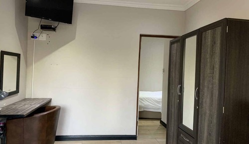 Luxury mini-suite 