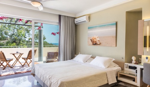 Premium Studio Suite, 1 Double Bed, Sea View
