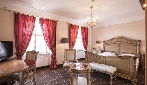 Comfort Room (B)