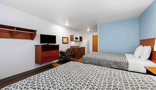 Standard Room, 2 Double Beds, Non Smoking