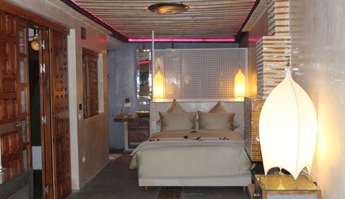 Senior Double Room, 1 Bedroom, Balcony, Pool View