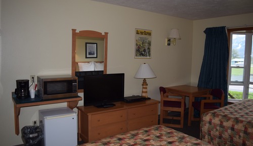 Standard Double Room, 2 Queen Beds, Accessible