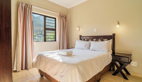 Bungalow, Accessible (5 Sleeper Rondavel)
