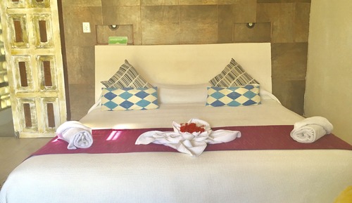 Romantic Suite, Beach View