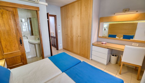 2 Bedroom Apartment (6)