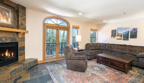 Condo, 2 Bedrooms
