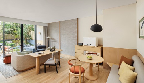Premier Suite, 2 Double Beds, Garden View