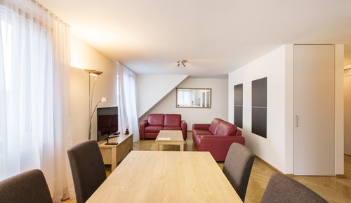 Grand Apartment