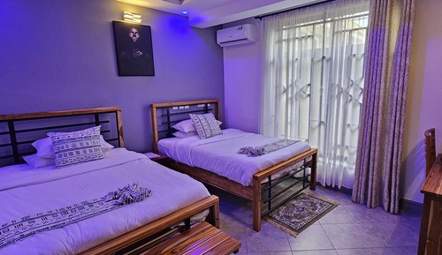Comfort Twin Room