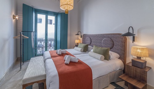 Deluxe Apartment