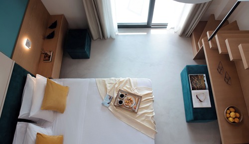 Premium Suite