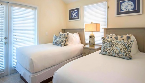 2 Bedroom Villa - Queen/Twins
