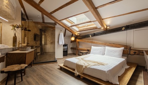 Luxury Apartment