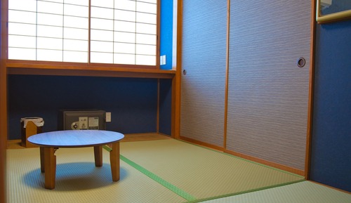 Basic Twin Room