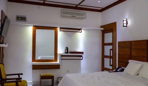 Room, 1 Double Bed, Beach View