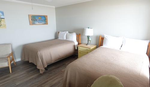 Rm #305 Standard 2 Double Beds Pets Yes