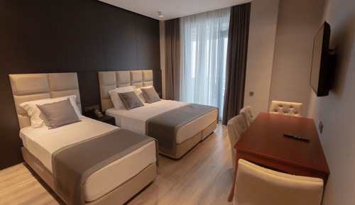 Triple Room, Mountain View